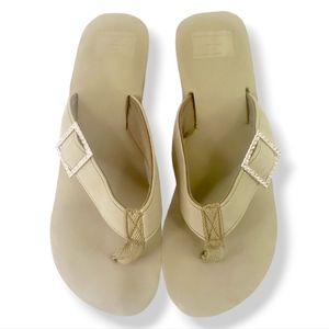 #359 Under Tootsies Olive Green Platform Sandals Flip Flops Shoes Womens Size 9